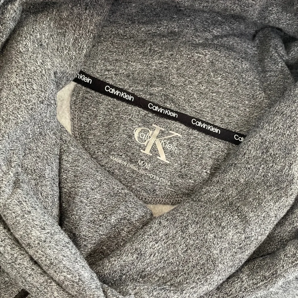 Calvin Klein calvin klein